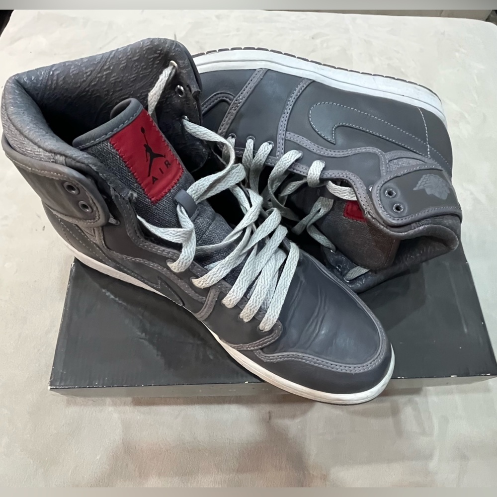 Jordan Sneakers